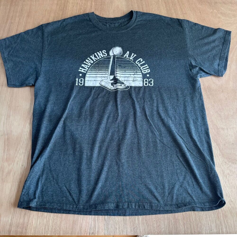 Hawkins A.V. Club 1983 Graphic Tee Men's XL Gray Stranger Things Style
